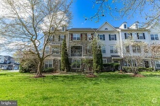 Building Photo - 742 Collington Ct