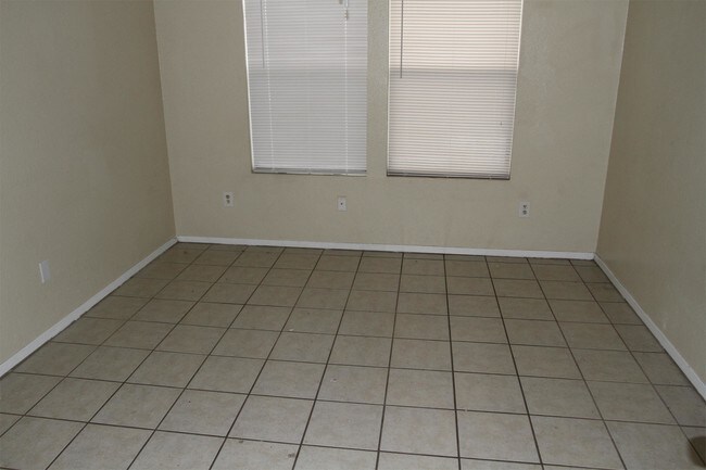 Foto del edificio - 2503 W Slaughter Ln