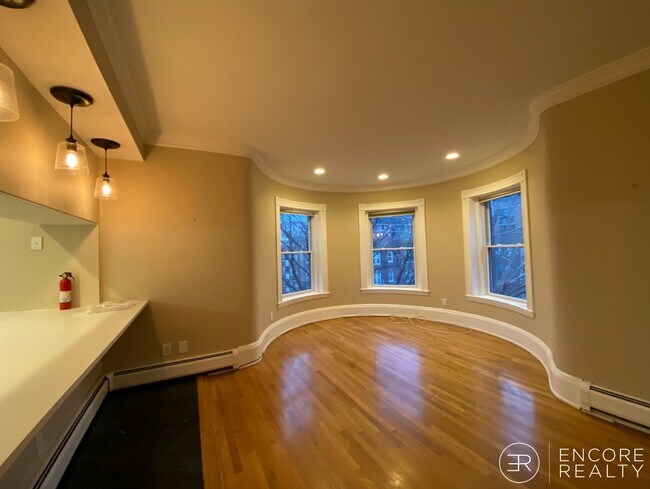 Foto del edificio - 33 Longwood Ave