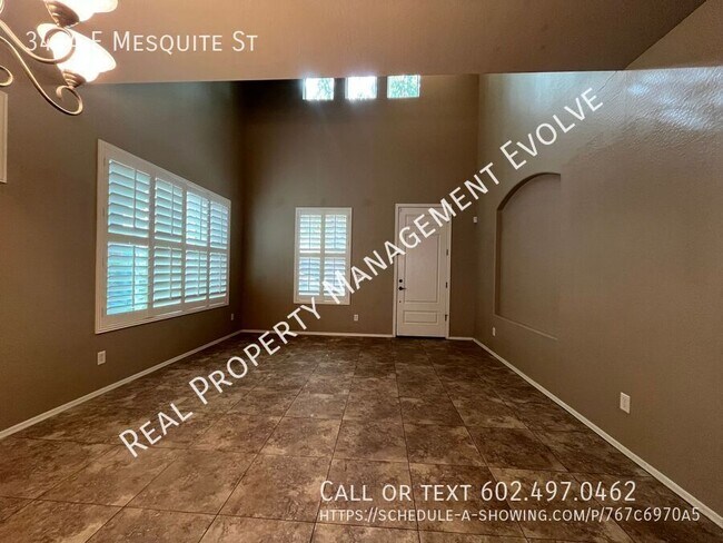 Foto del edificio - Large Gilbert Home In Morrison Ranch