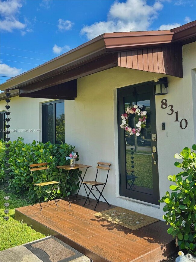 Foto del edificio - 8310 SW 37th St