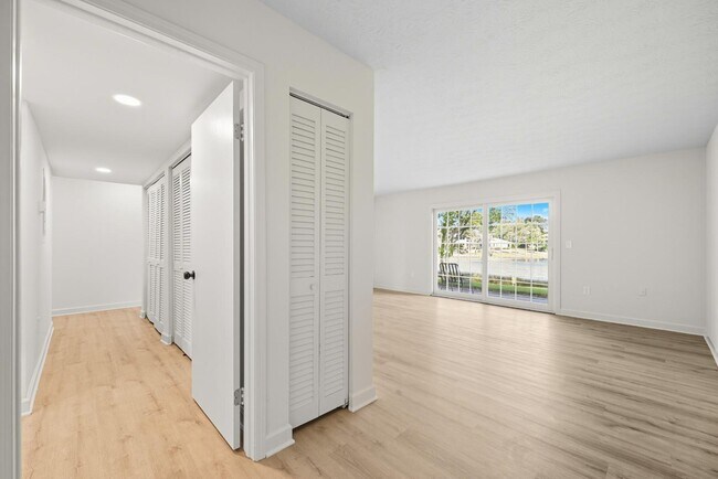 Building Photo - 5201 Atlantic Blvd