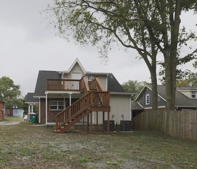 Building Photo - 848 Argle Ave