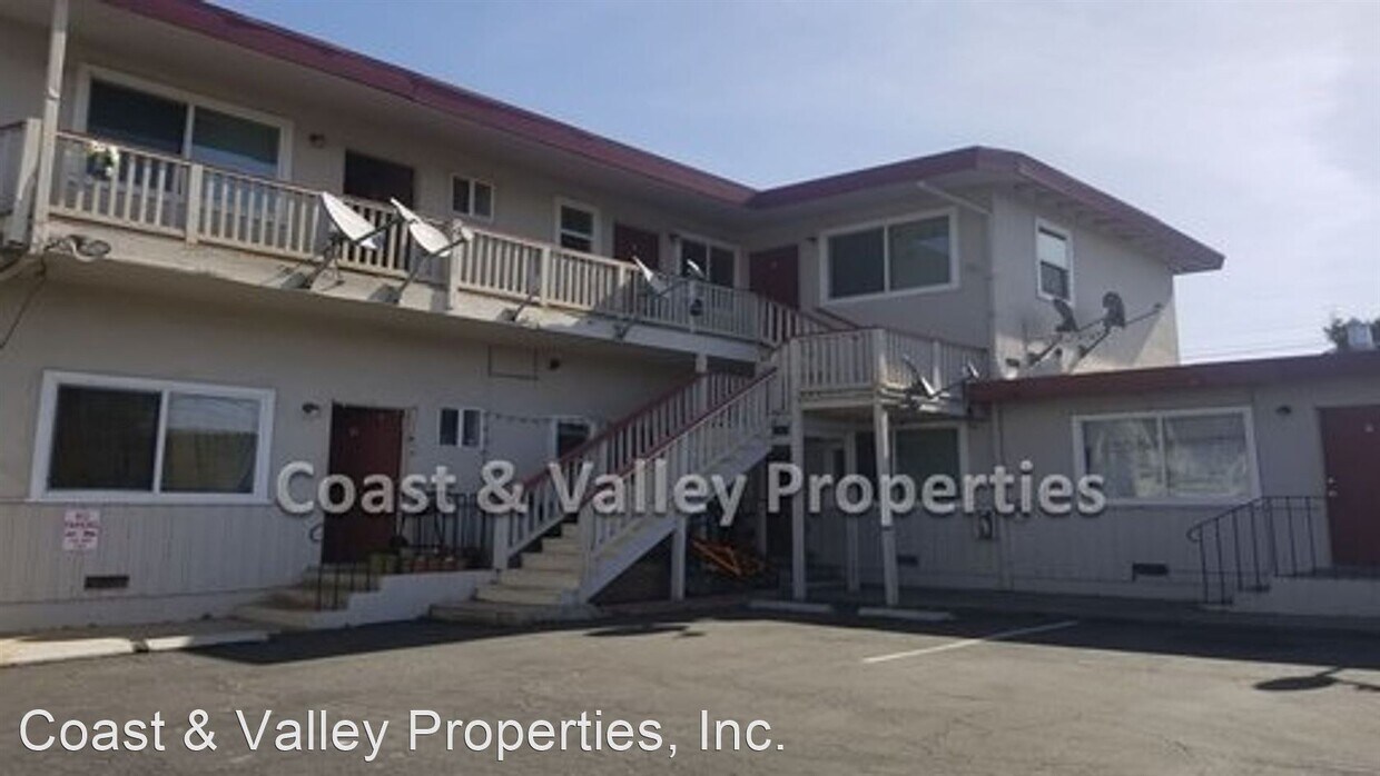 1287 Playa Ave, Seaside, CA 93955 Apartment for Rent in Seaside, CA