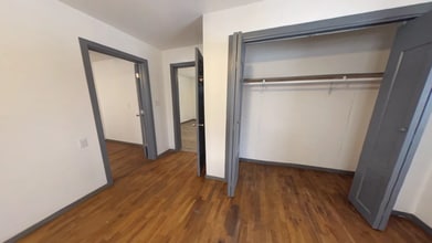 Building Photo - 507 Bellevue St