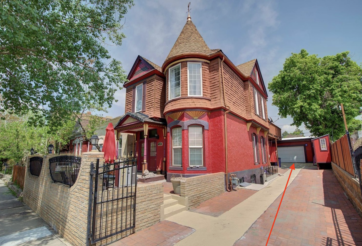 Primary Photo - 2918 N Marion St