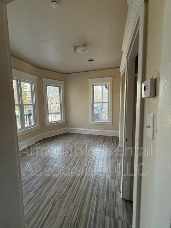 Foto del edificio - 737 S 24th St