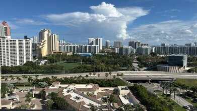 Building Photo - 19501 W Country Club Dr