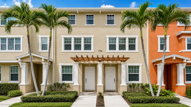 Building Photo - 770 Millbrae Ct