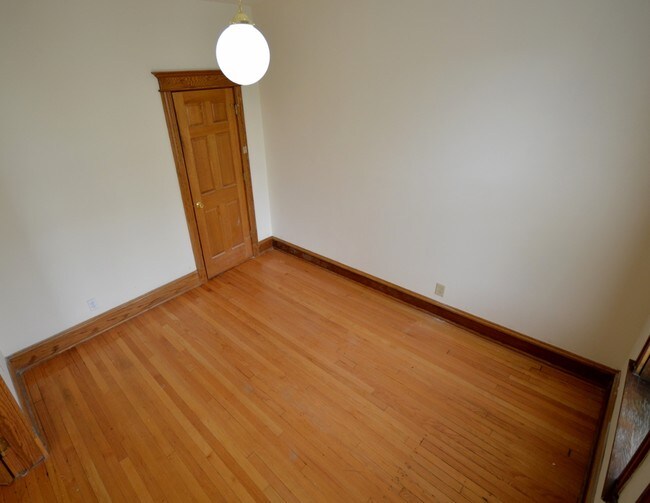 Foto del edificio - 848 W Waveland Ave