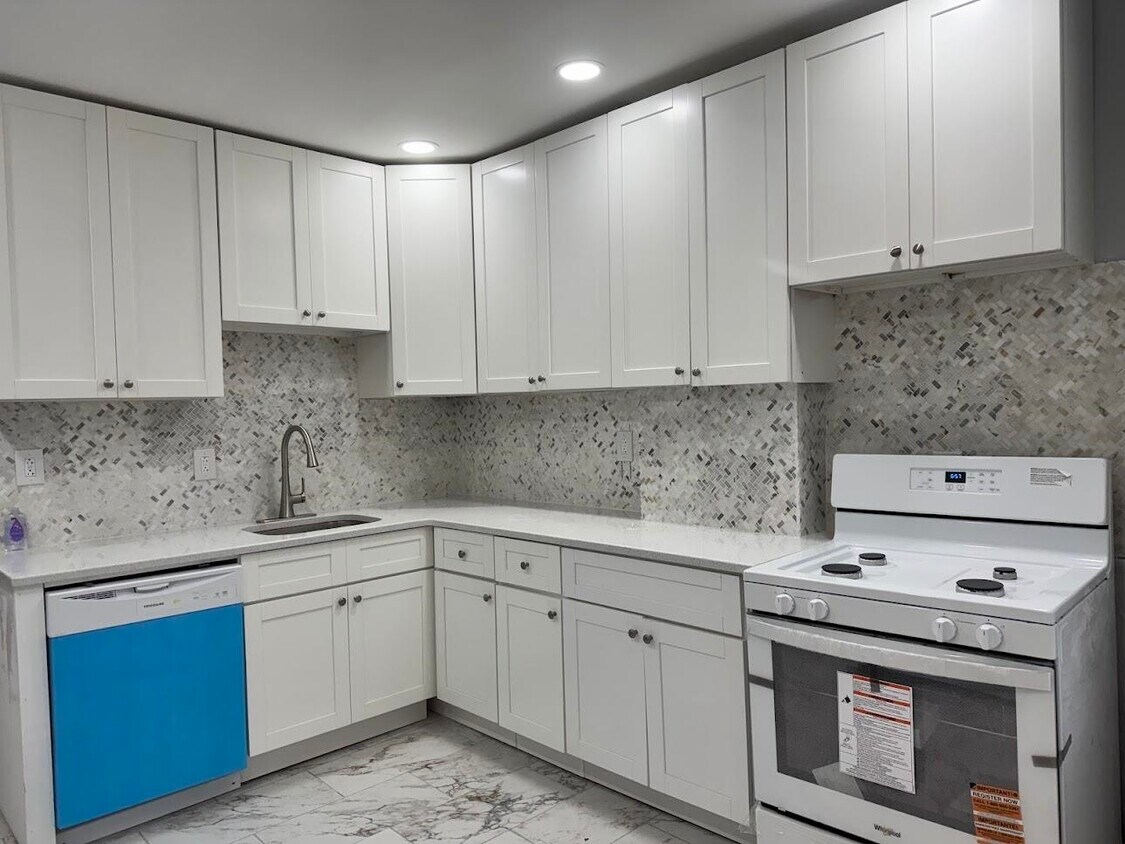 Foto principal - 306 Summit Ave