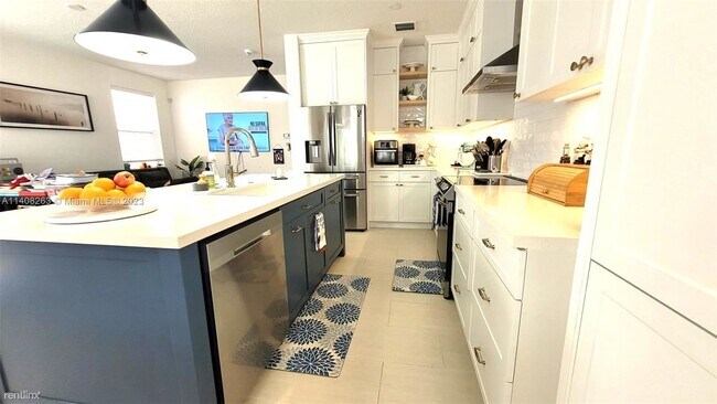 Foto del edificio - 3 br, 2 bath House - Towngate