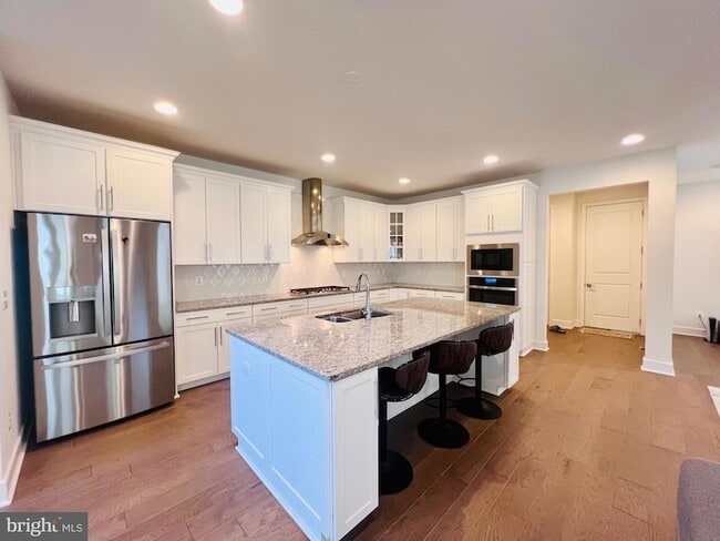 Building Photo - 23031 Glenwood Hts Cir