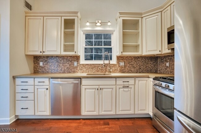 Foto del edificio - 1606 Windsor Ct