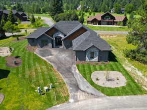 Building Photo - 86 Marie Victoria Ct