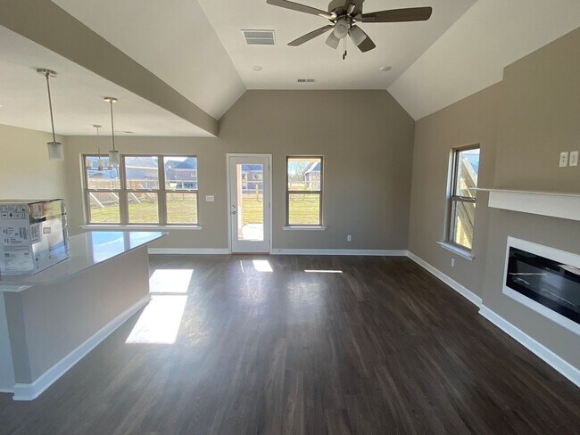 Foto del edificio - A NEW WALLS, MS BUILD YOU CAN'T MISS