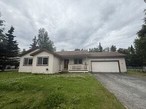 Building Photo - 4470 E Birchwood Dr