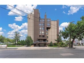 Building Photo - 2800 W 44th St
