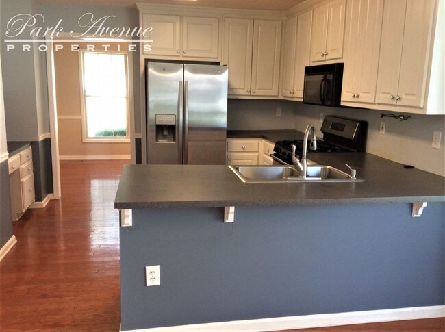 Building Photo - 1434 Claredon Dr