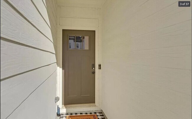 Foto del edificio - 4734 Cypress Pk Dr