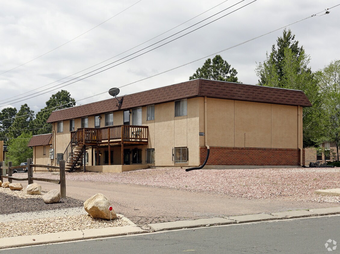 Primary Photo - 1115 Old Dutch Mill Rd