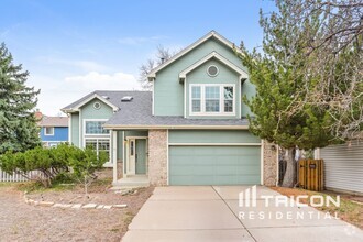 Building Photo - 2456 S Oakland Cir