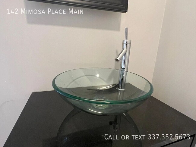 Foto del edificio - 142 Mimosa Pl