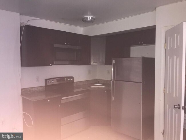 Foto del edificio - 4022 S Capitol St SE