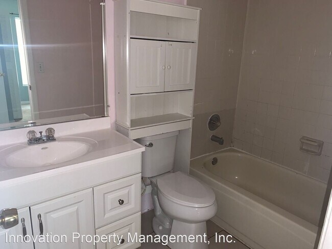 Building Photo - 3 br, 2 bath House - 136 Birmingham Dr.