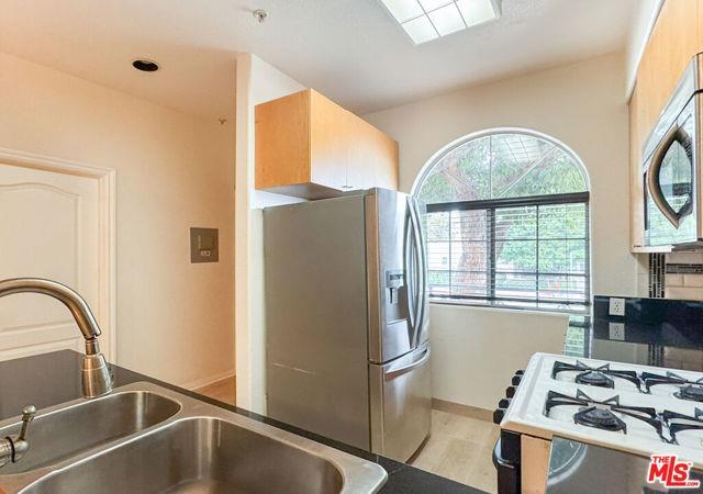 Foto principal - 1457 Centinela Ave