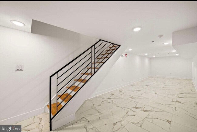 Building Photo - 2104 N 8th St