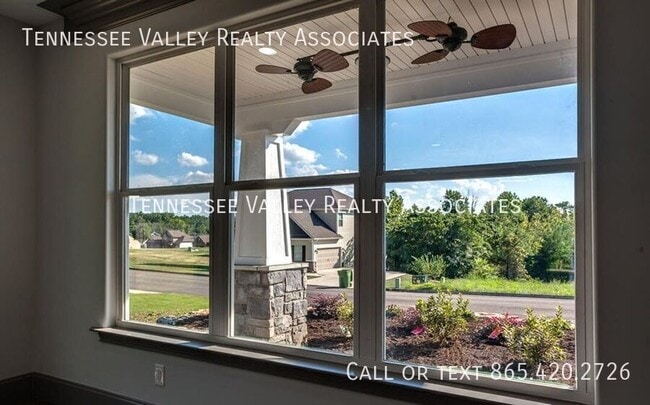 Foto del edificio - 7814 Lake Mountain Ln