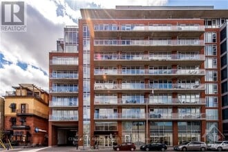 Building Photo - 354 Gladstone Ave
