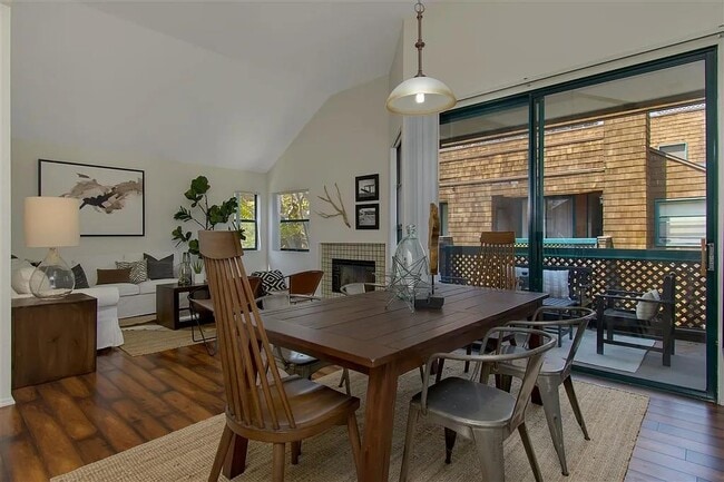 Building Photo - 4435 Nobel Dr