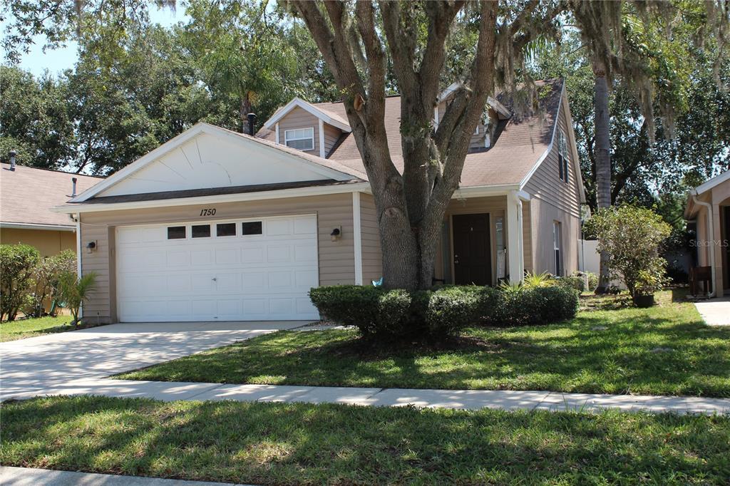 Foto principal - 1750 Horsechestnut Ct