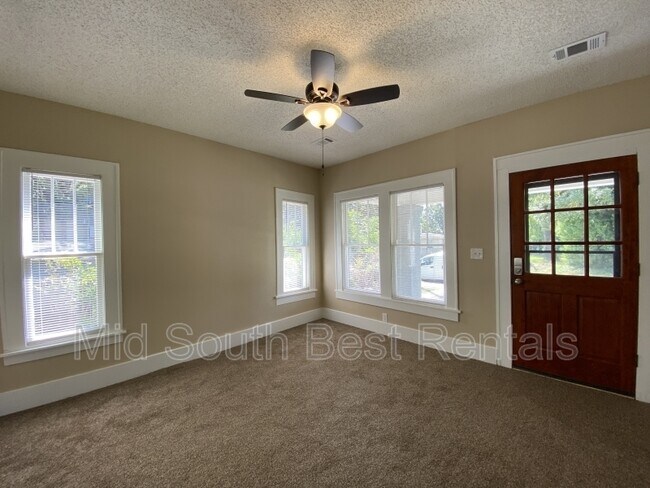 Foto del edificio - 3812 W 10th St