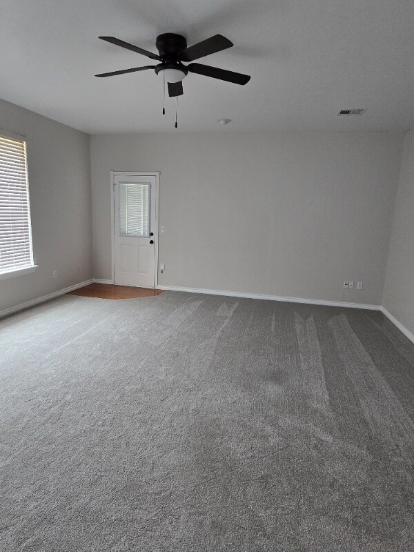 Foto del edificio - 12007 Ashford Dr