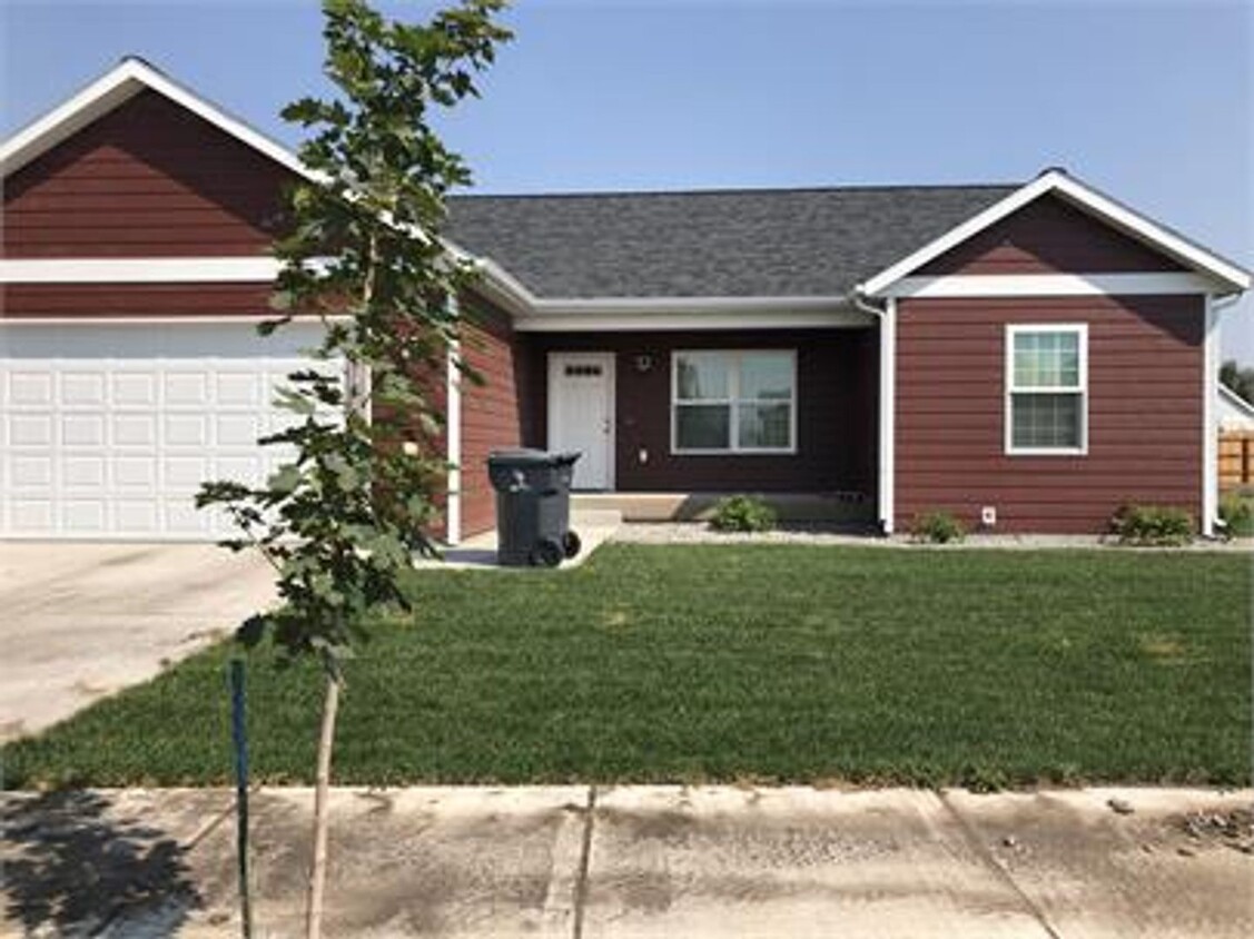 Primary Photo - 3 bedroom 2 bath in Meadowlark Subdivision