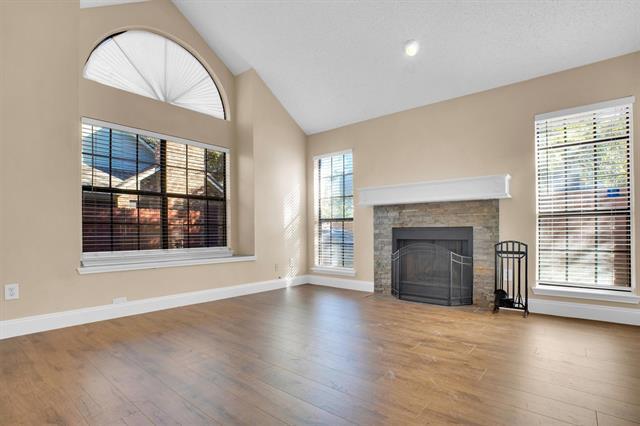 Foto del edificio - 449 Harris St