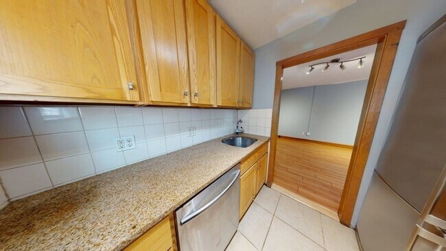 Foto del edificio - 306 Savin Hill Ave