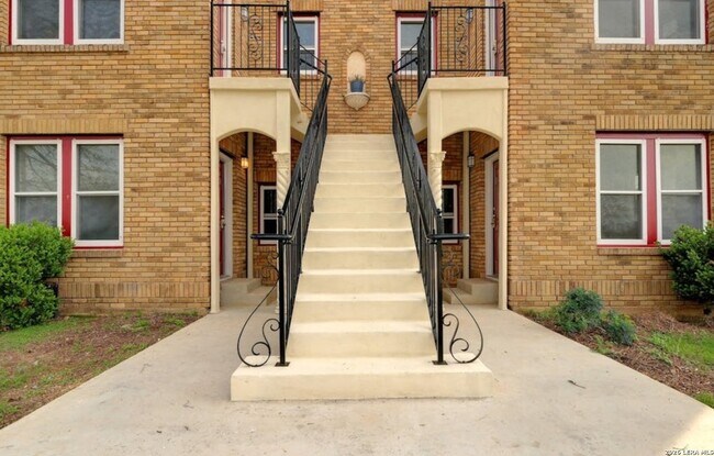 Foto del edificio - 240 Claremont Ave