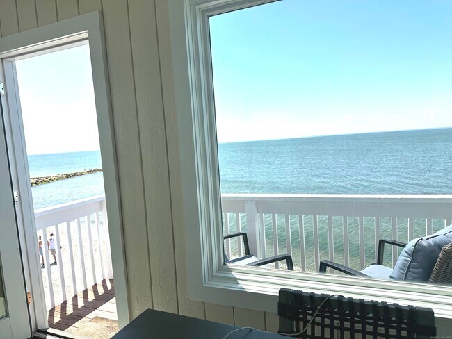 Building Photo - 2149 Fairfield Beach Rd