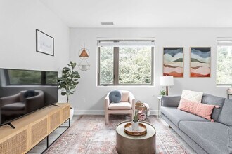 Building Photo - 5858 N College Ave