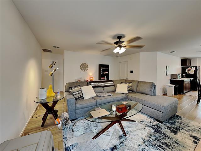 Foto del edificio - 5603 Elwood Dr