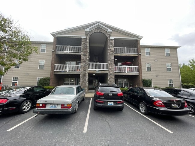 Photo - Unit 108 One Bedroom - 655 Square Feet Apartment