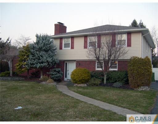 Primary Photo - 352 Rahway Rd