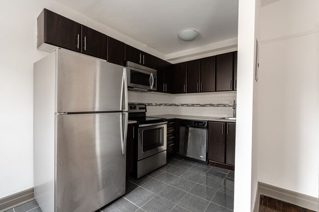 Building Photo - 16 St Joseph St