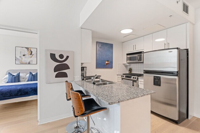 Photo du bâtiment - 168e Esplanade Ave