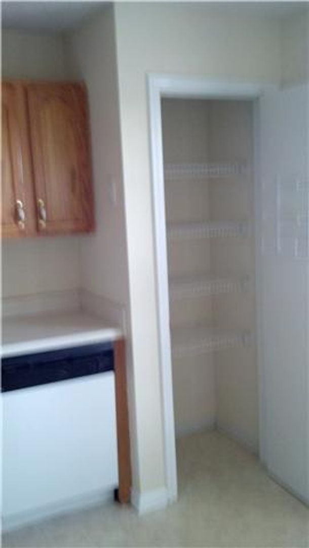 Building Photo - 3289 Tower Dr