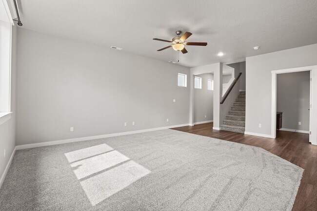 Foto del edificio - Beautiful 3bd/2.5ba Home w/Office Space & Bonus Loft